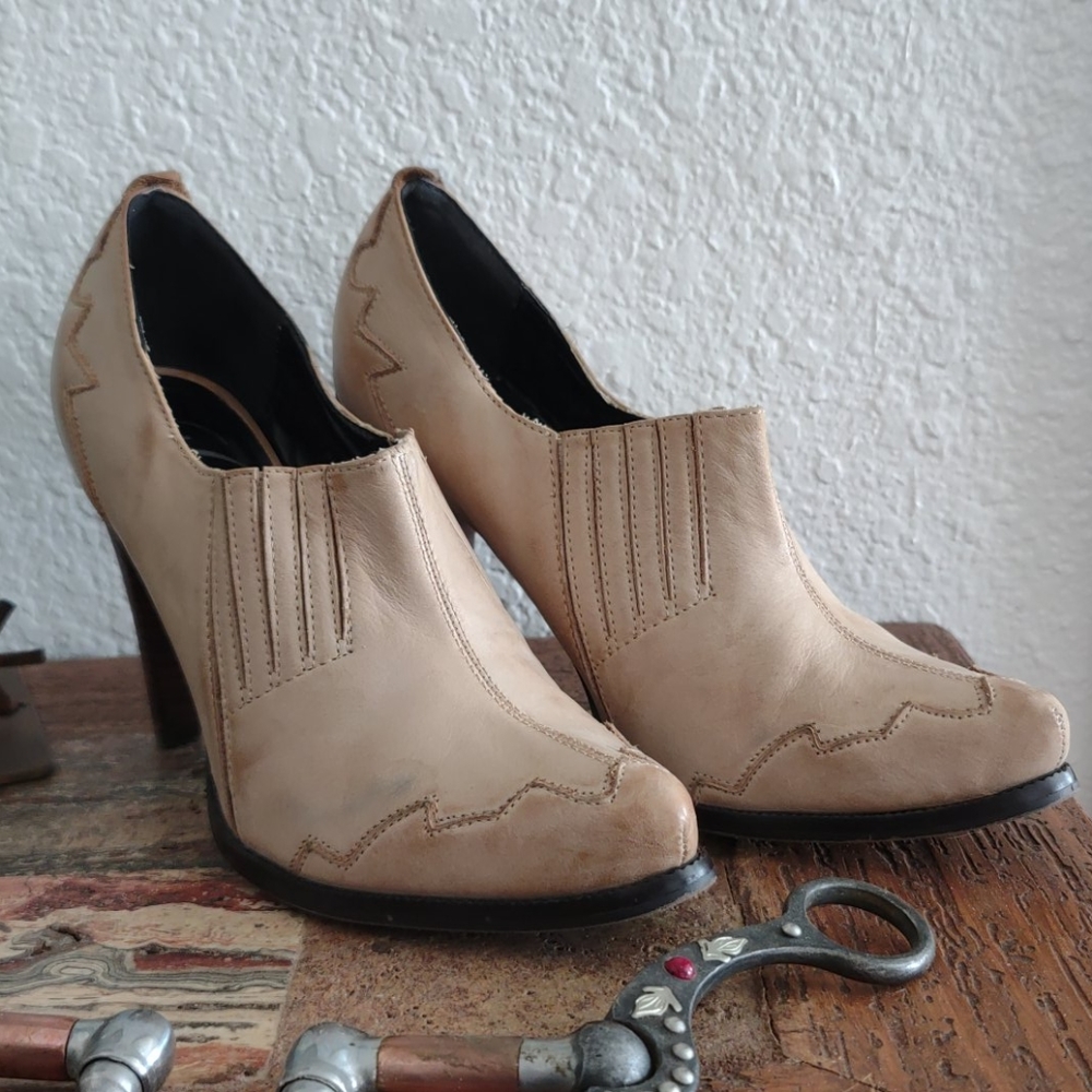 Envy Leather Slip On Heels - Picture 1 of 7